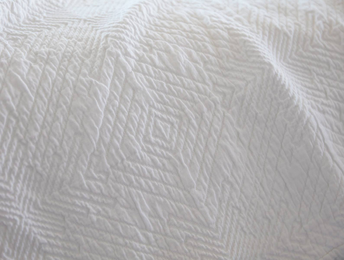Standard Organic Matelasse Sham N5401