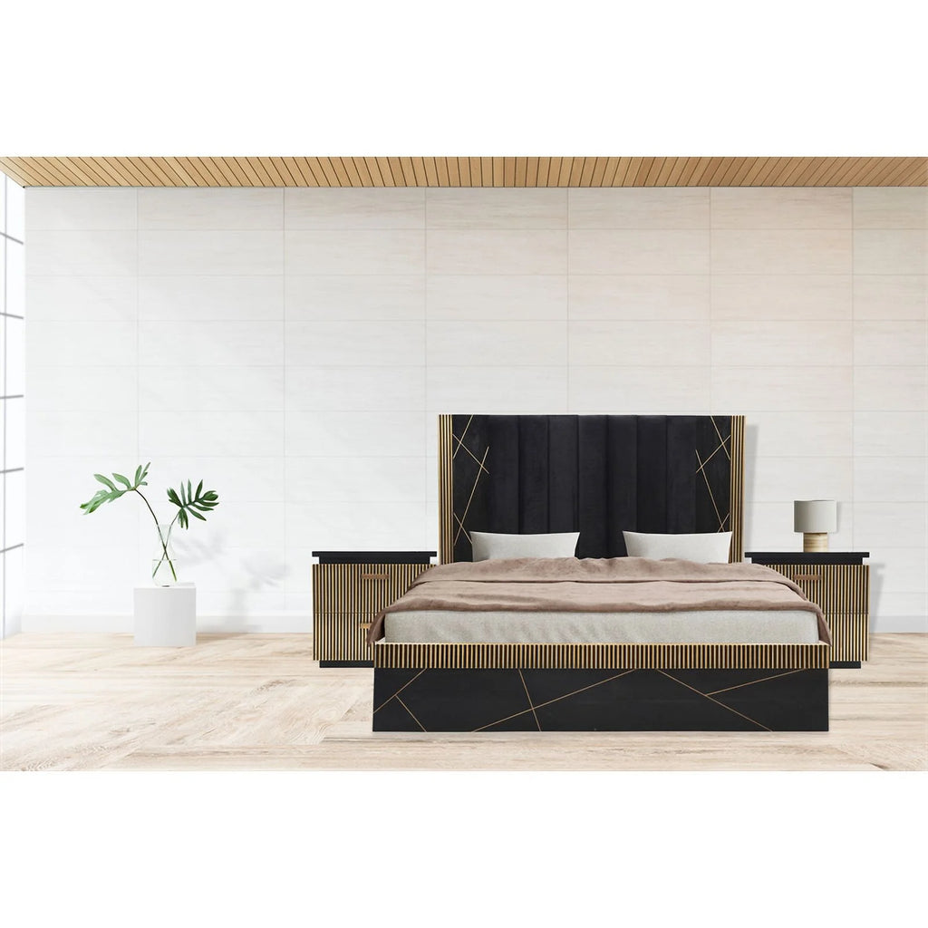 Queen Bed with Wood in Black/Gold O8001