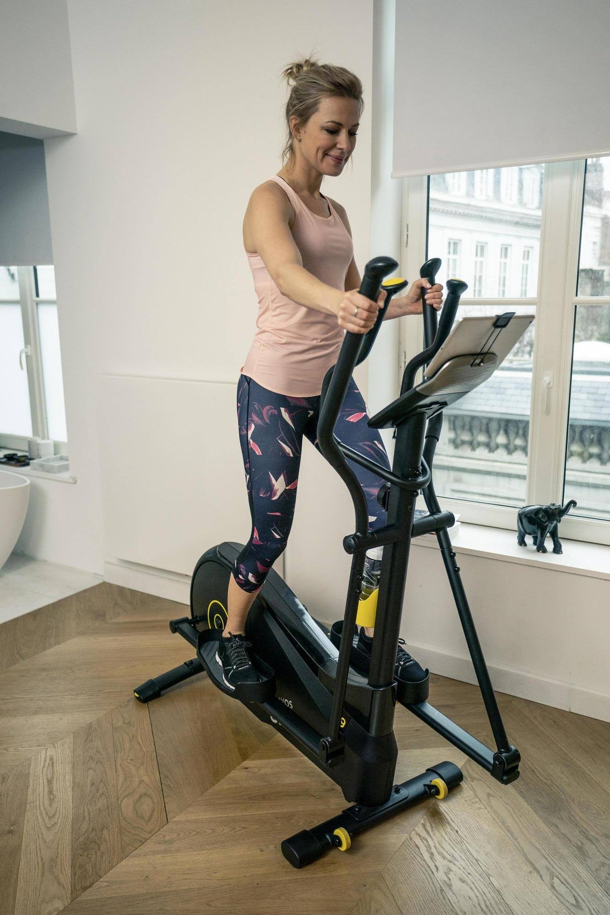 Self-Powered Exercise Fitness Elliptical S4454