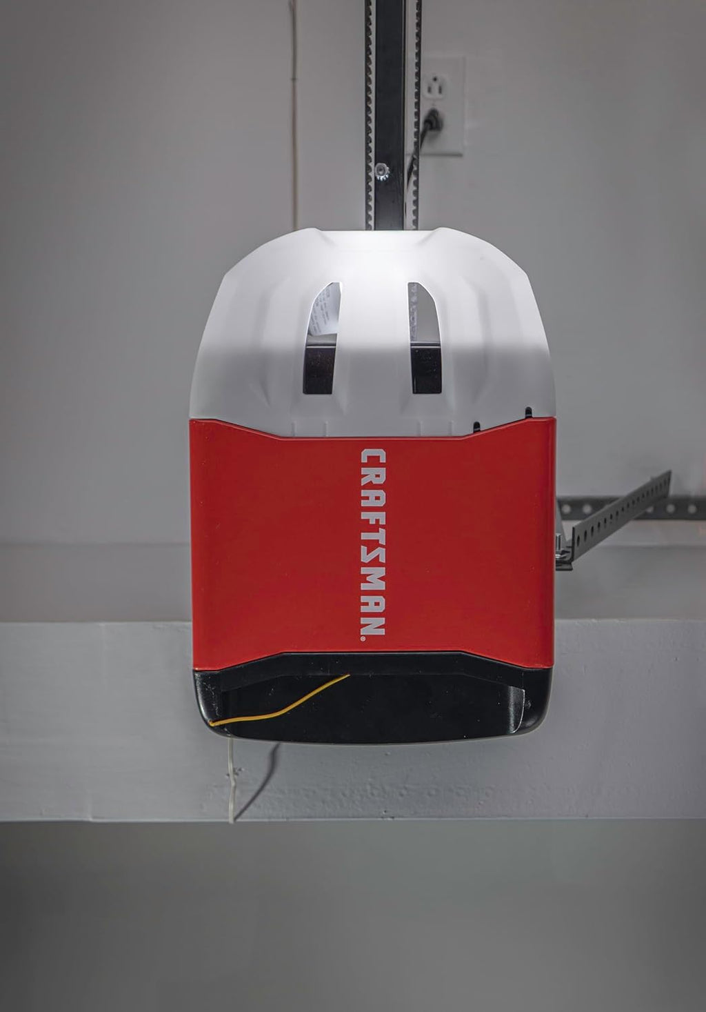 1/2-HP Smart Belt Drive Garage Door Opener Q2235
