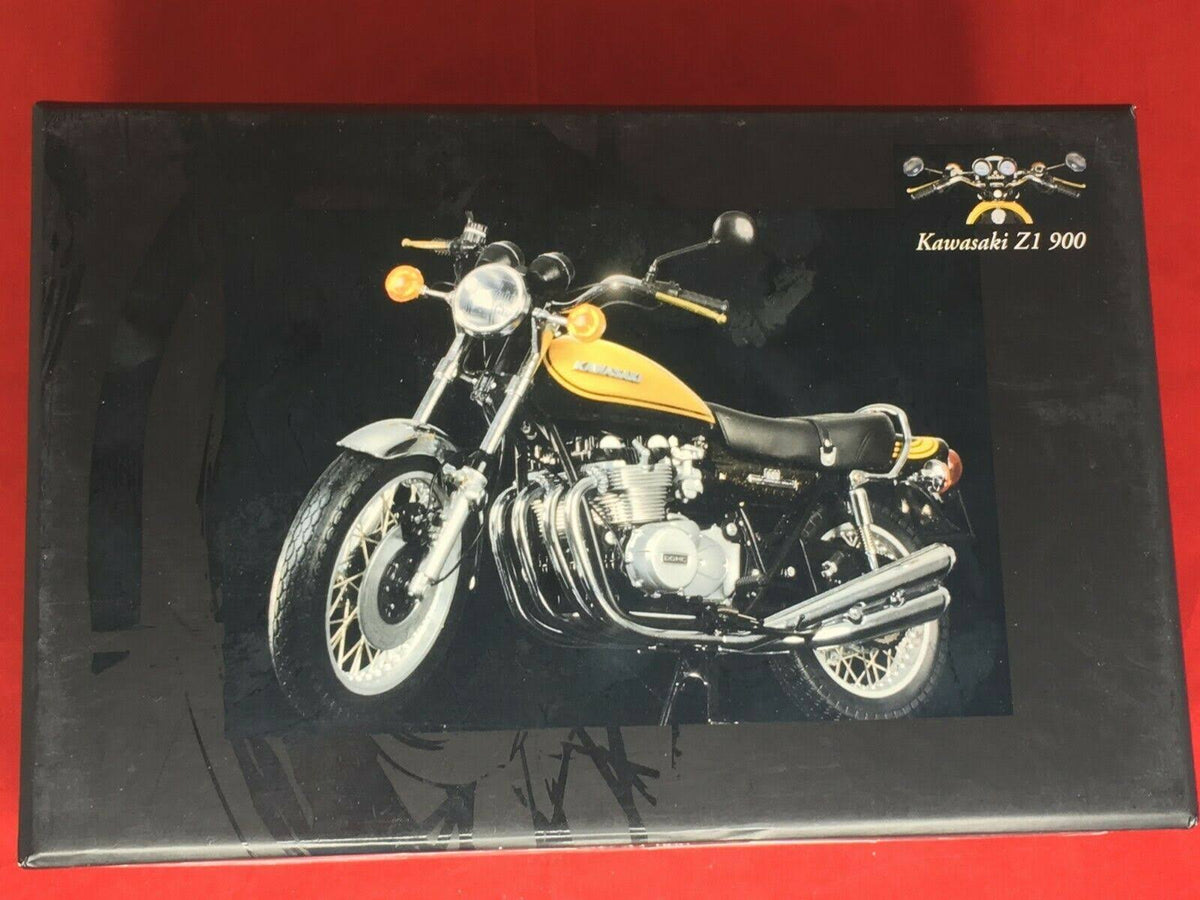 1/12 Kawasaki 900 Z1 Super 4 1973 Green Yellow M73308
