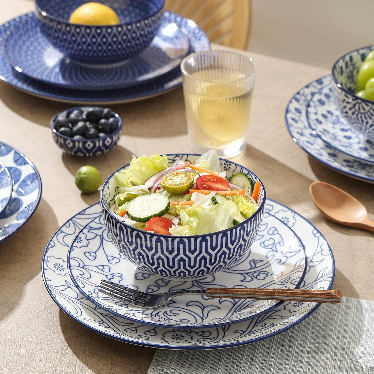 12 Piece Ceramic Dinnerware Set with 8 OZ Cappuccino Cup and Saucers, Vintage Blue H226530