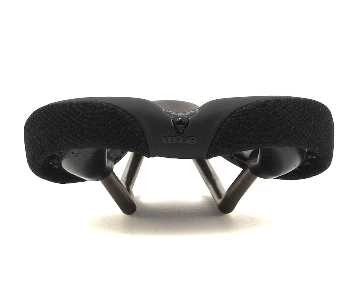 Black Saddle I87032
