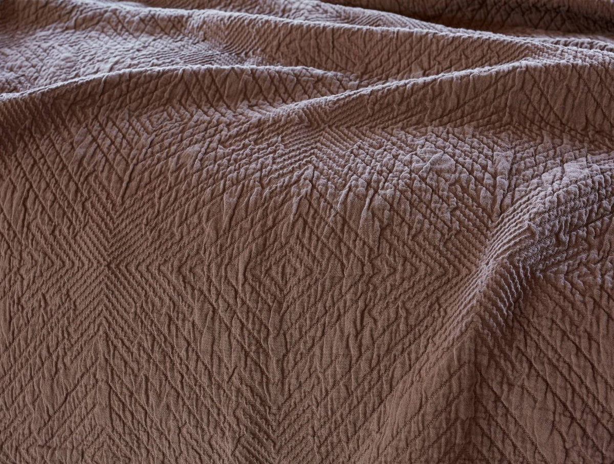 Standard Organic Matelasse Sham N5401