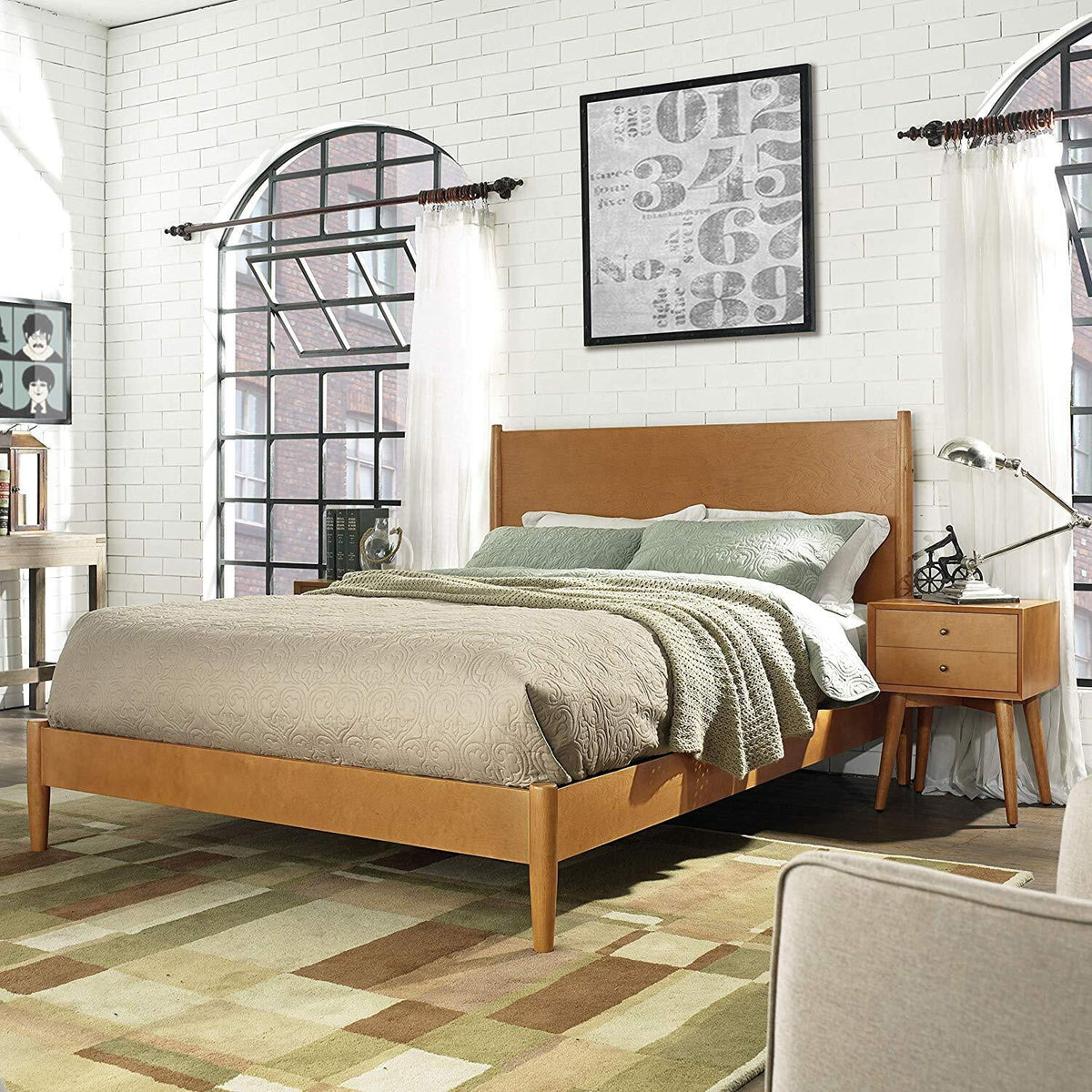 King Bed with Headboard, Footboard, Rails P452