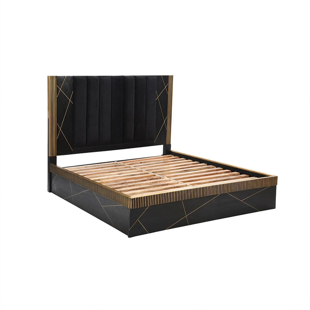 Queen Bed with Wood in Black/Gold O8001