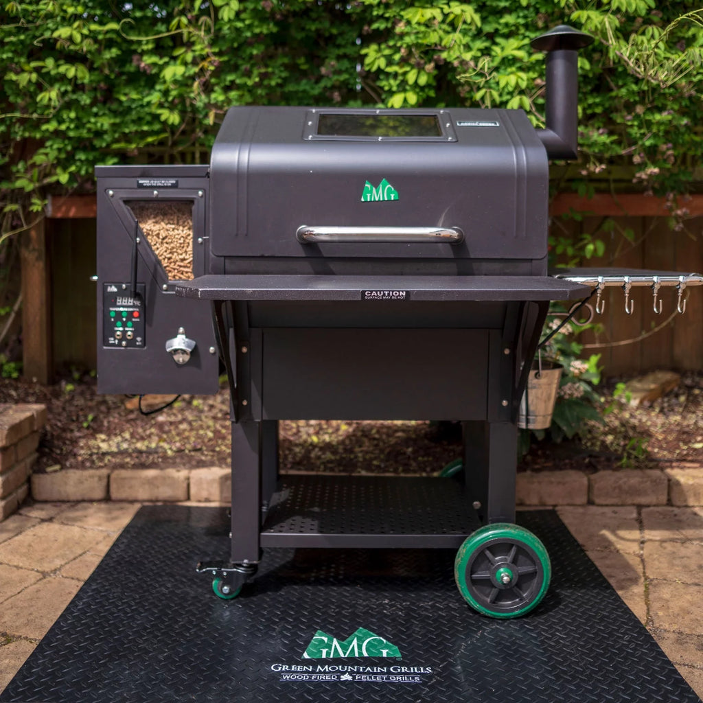 Black BBQ Floor Mat B475