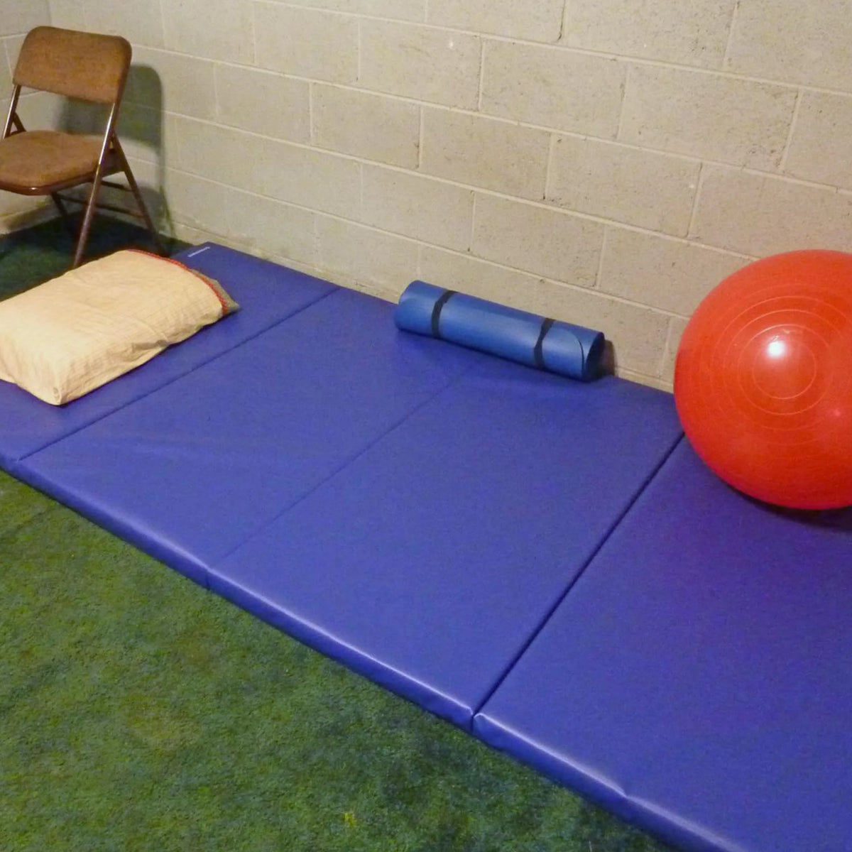 Blue 4x8 Ft x 1-3/8 Inch Folding Gym Mat X513632